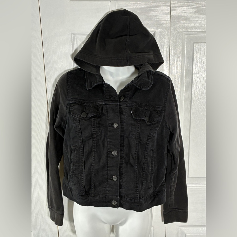 Levi’s Black Hooded Denim Jacket Sweatshirt Sleeves